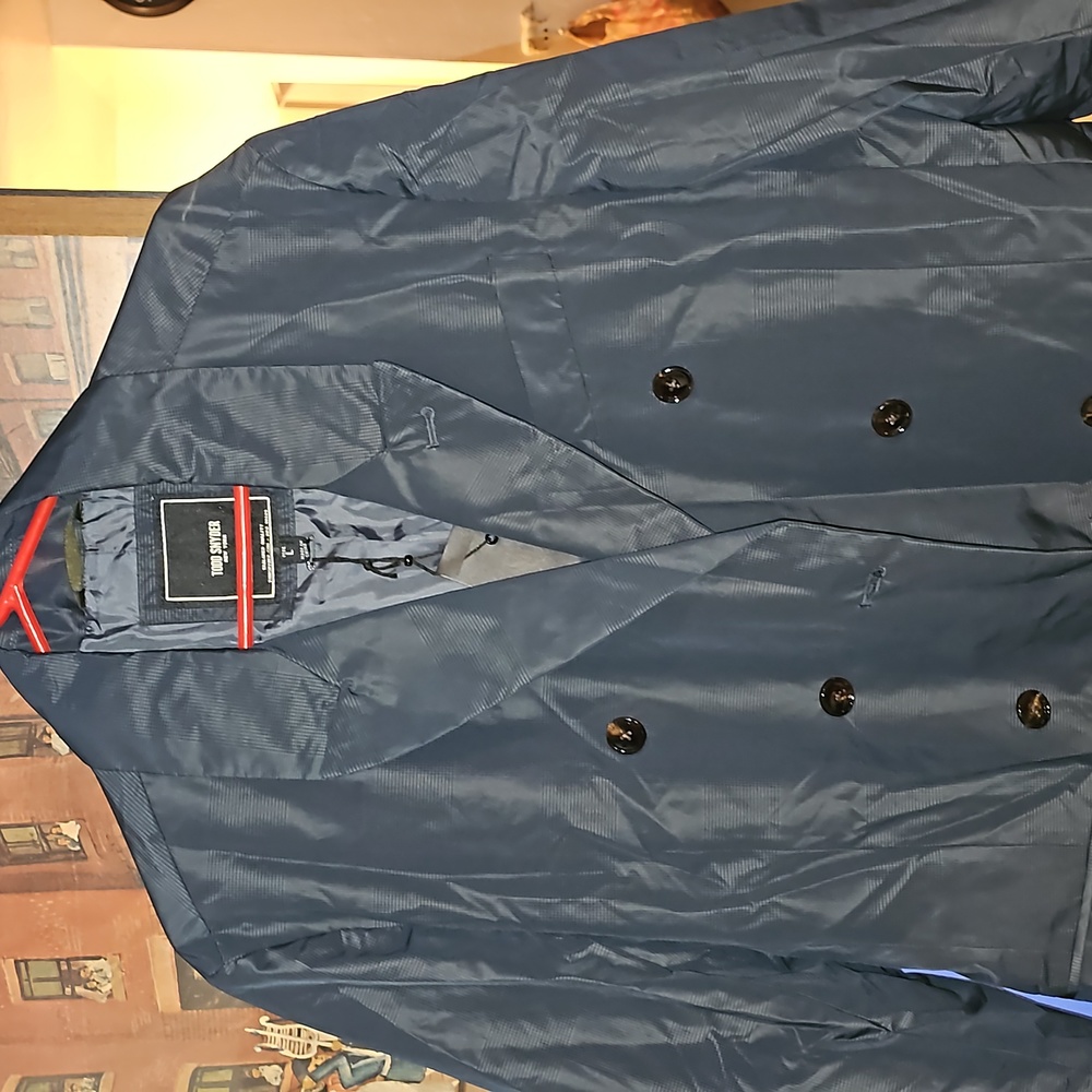 Men's clothing